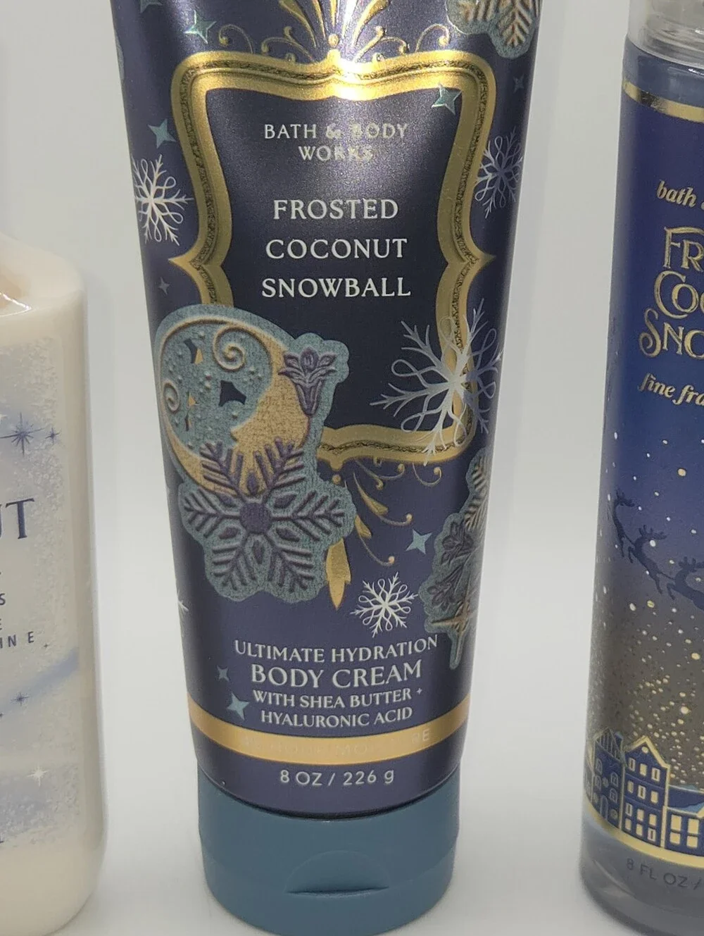 Bath & Body Works Frosted Coconut Snowball Set